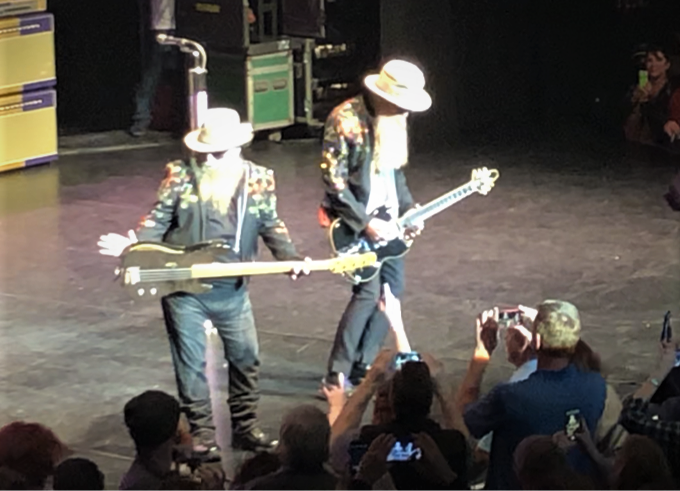 ZZTop2019-01-22LutherBurbankCenterForTheArtsSantaRosaCA (8).png